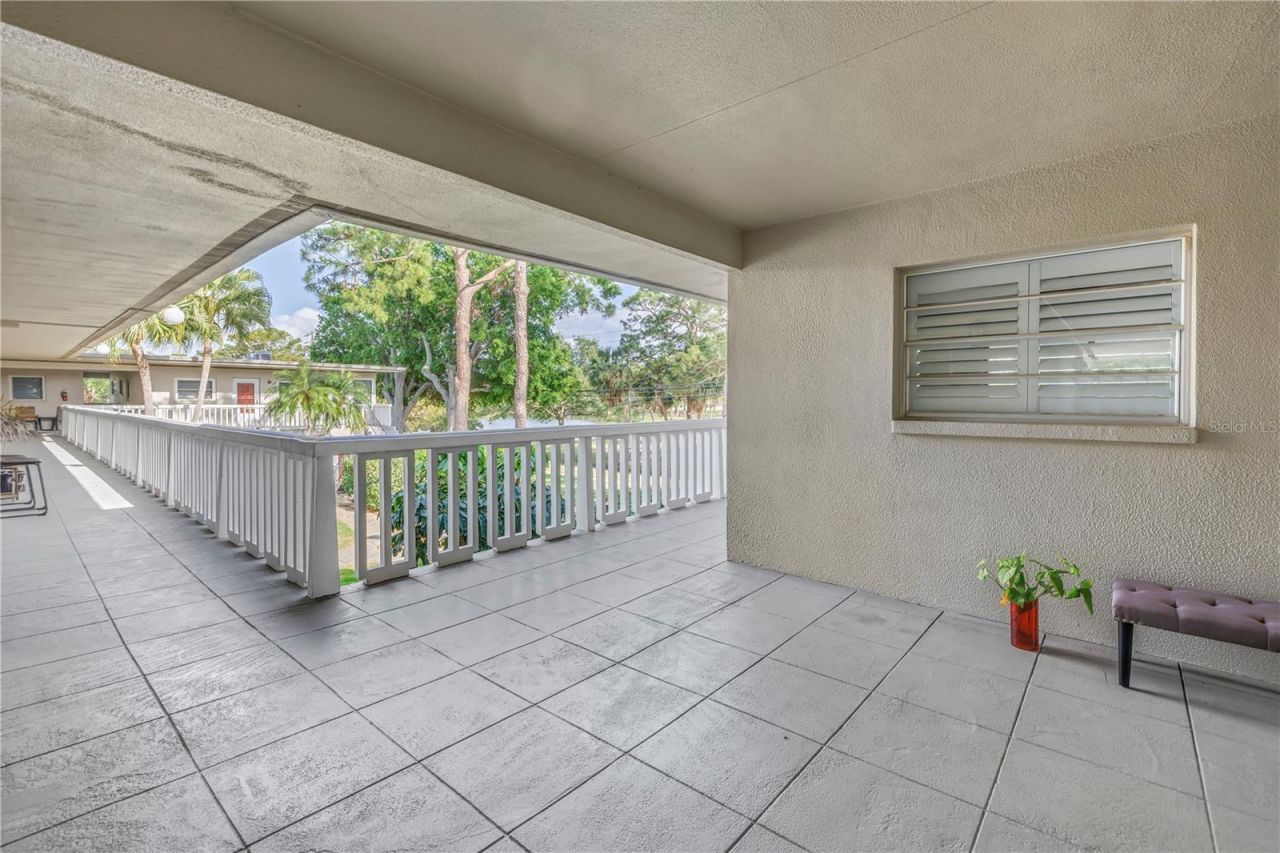 800 71st Avenue N, Unit 10, Saint Petersburg, FL 33702 Photo