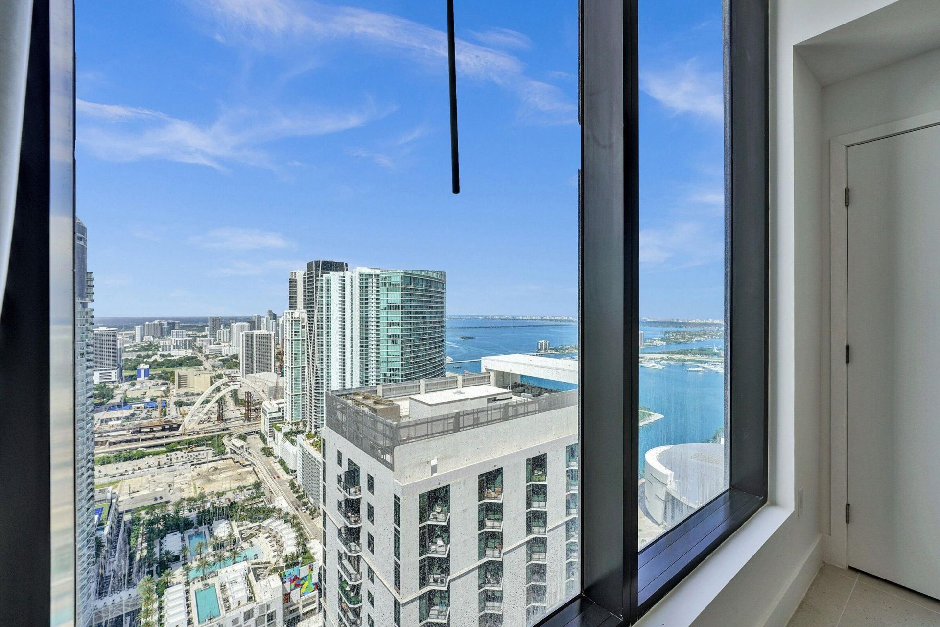 159 NE 6th Street, Unit 4813, Miami, FL 33132 Photo