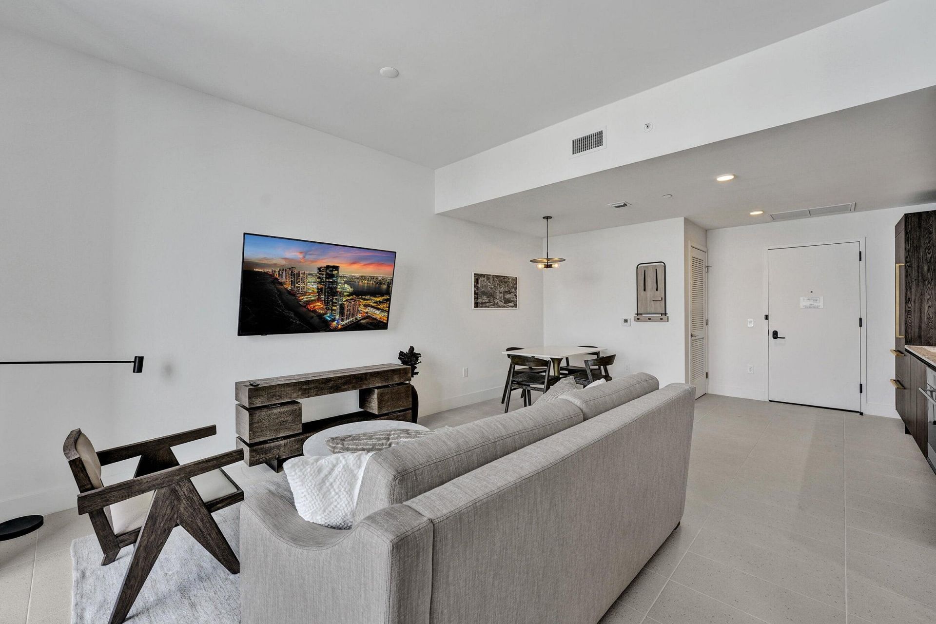 159 NE 6th Street, Unit 4813, Miami, FL 33132 Photo