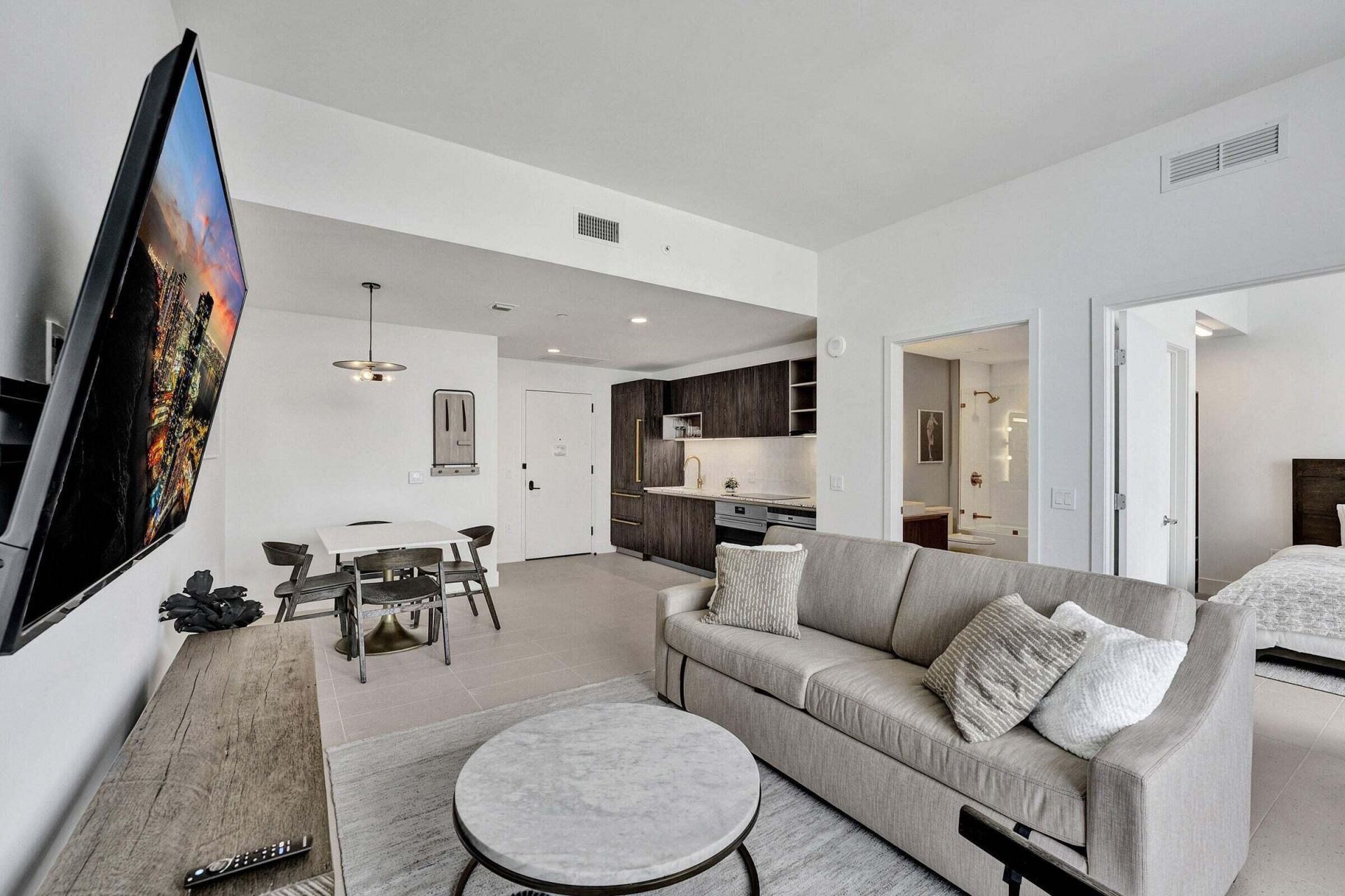 159 NE 6th Street, Unit 4813, Miami, FL 33132 Photo