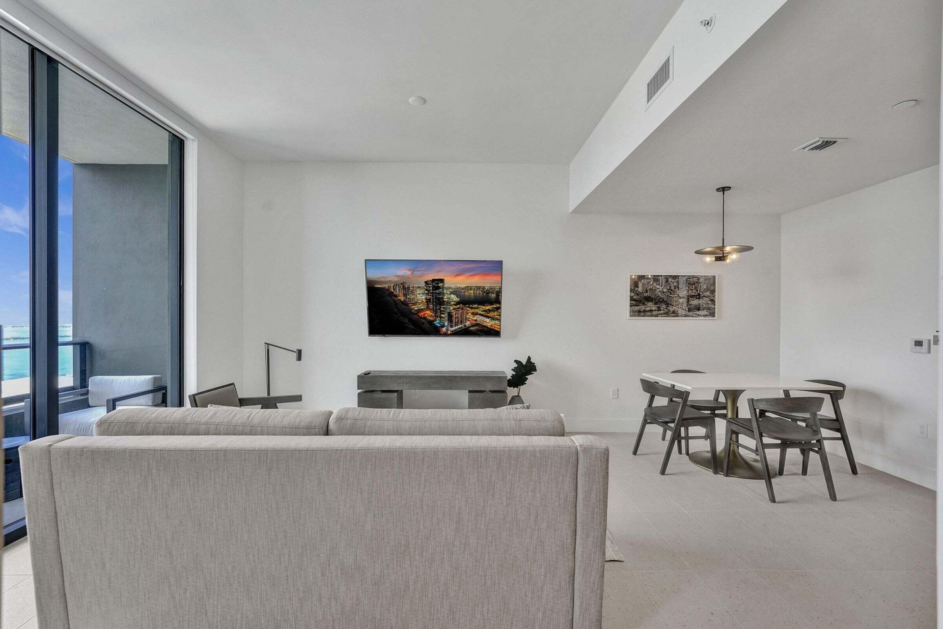 159 NE 6th Street, Unit 4813, Miami, FL 33132 Photo