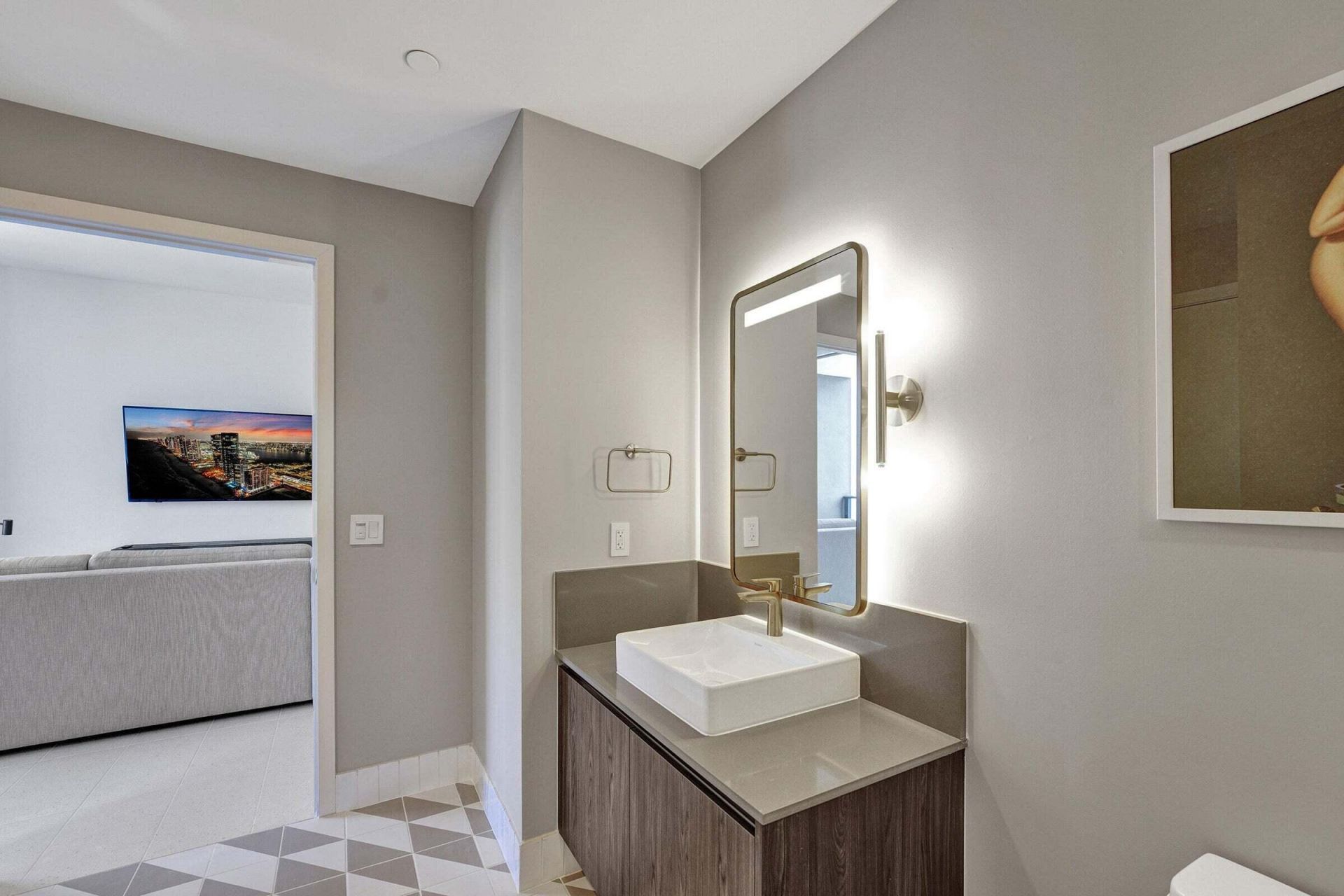 159 NE 6th Street, Unit 4813, Miami, FL 33132 Photo