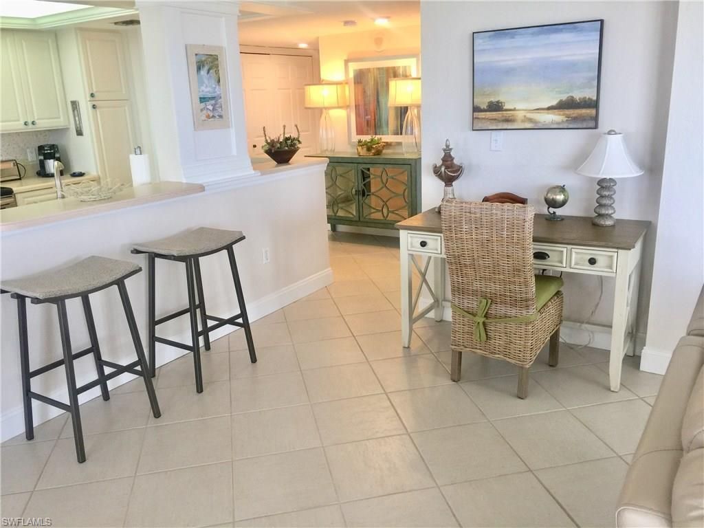 15 Bluebill Ave, Unit 205, Naples, FL 34108 Photo