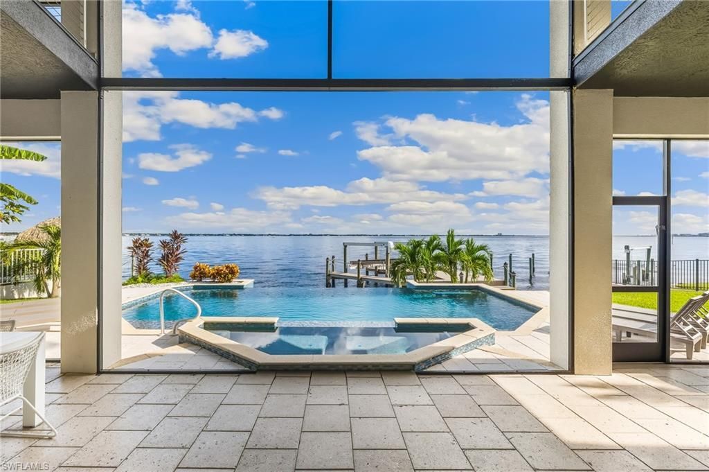 2418 SE 28th St, Cape Coral, FL 33904 Photo