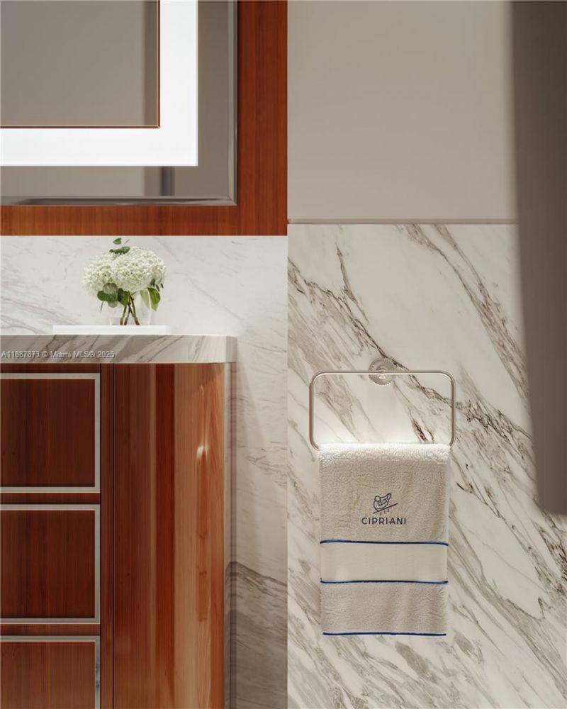 1420 S Miami Ave., Unit 7204, Miami, FL 33130 Photo