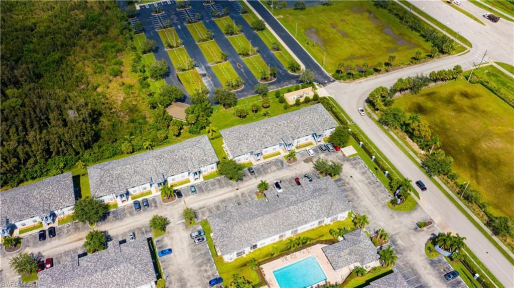 8555 Bernwood Cove Loop, Unit 105, Fort Myers, FL 33966 Photo