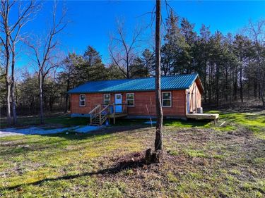 8655 SE 54 Highway, Collins, MO 64738