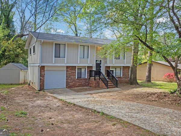 616 Country Lane Drive, Jonesboro, GA 30238