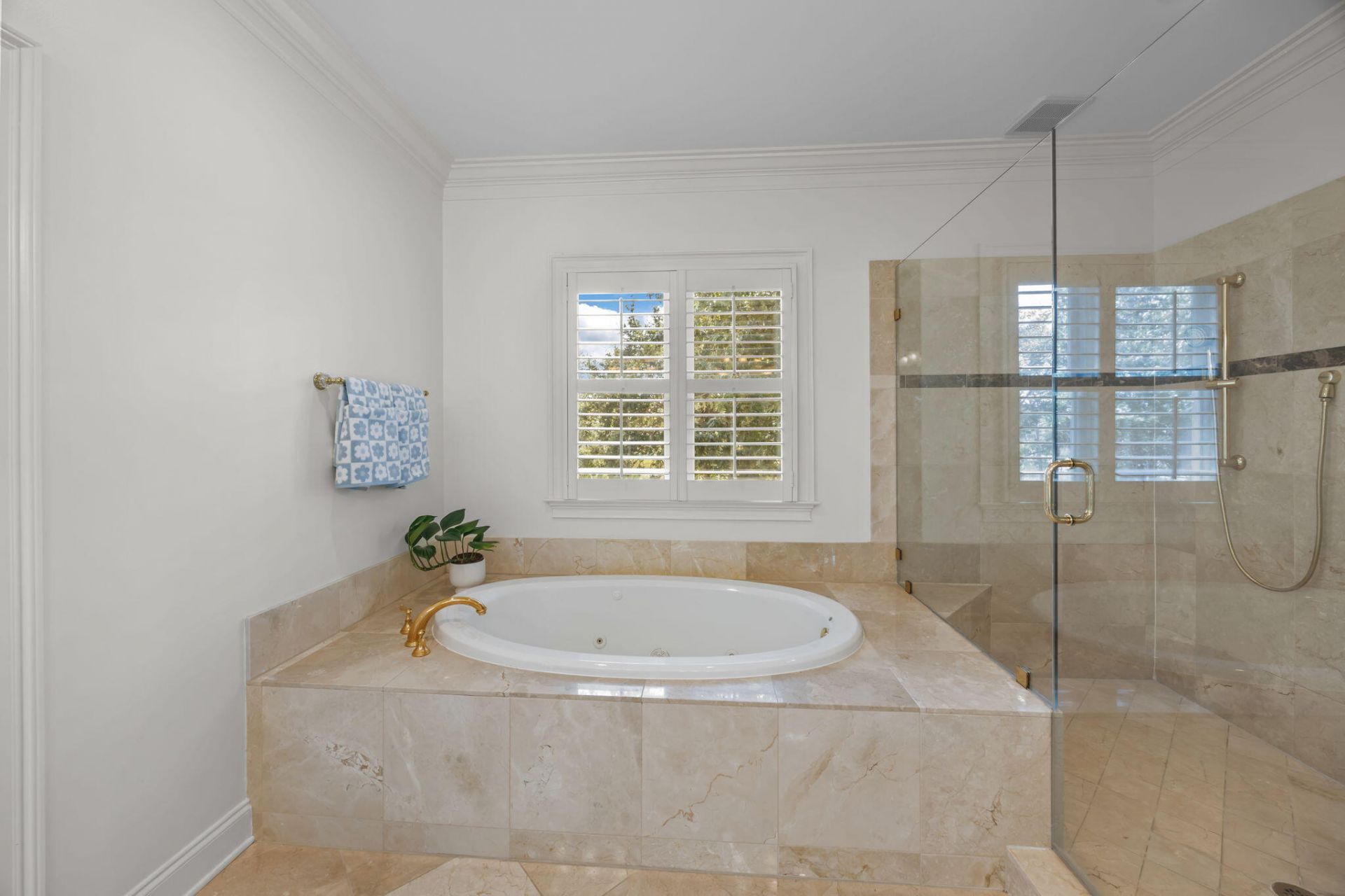 1756 Greenspoint Court Photo 24