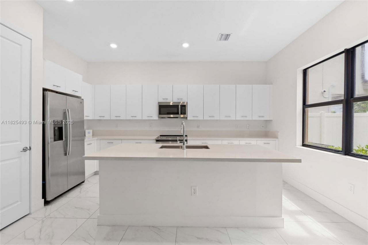 4349 SW 173rd Ave, Miramar, FL 33029 Photo