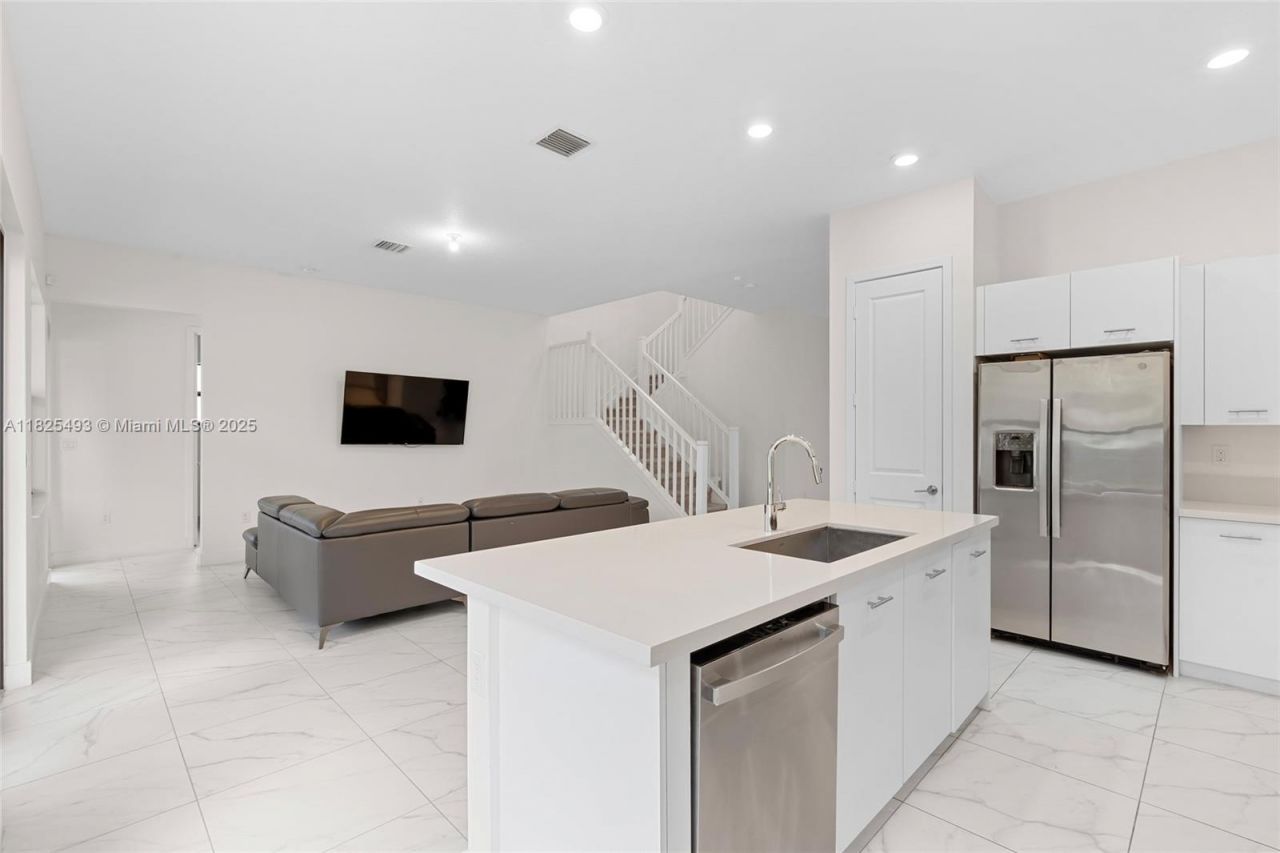 4349 SW 173rd Ave, Miramar, FL 33029 Photo