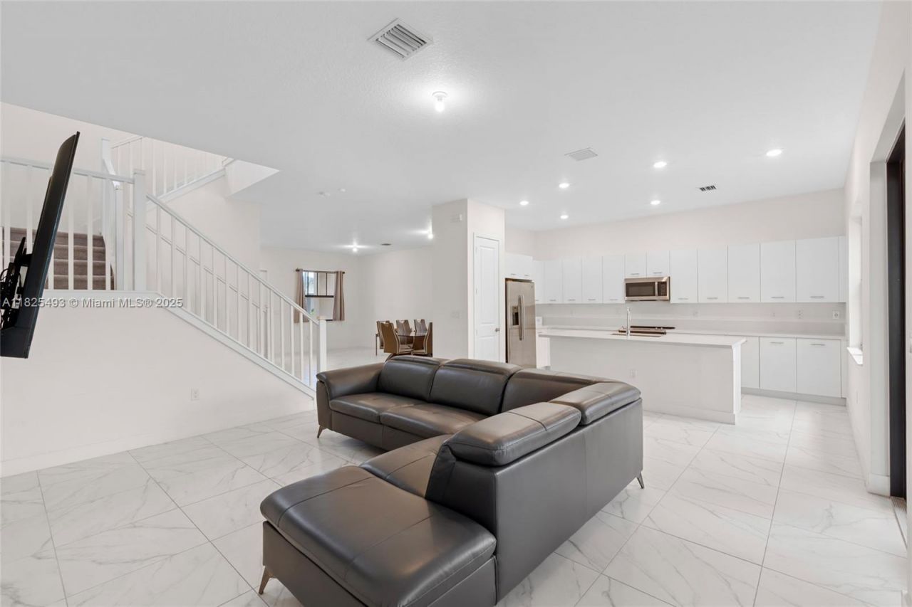 4349 SW 173rd Ave, Miramar, FL 33029 Photo