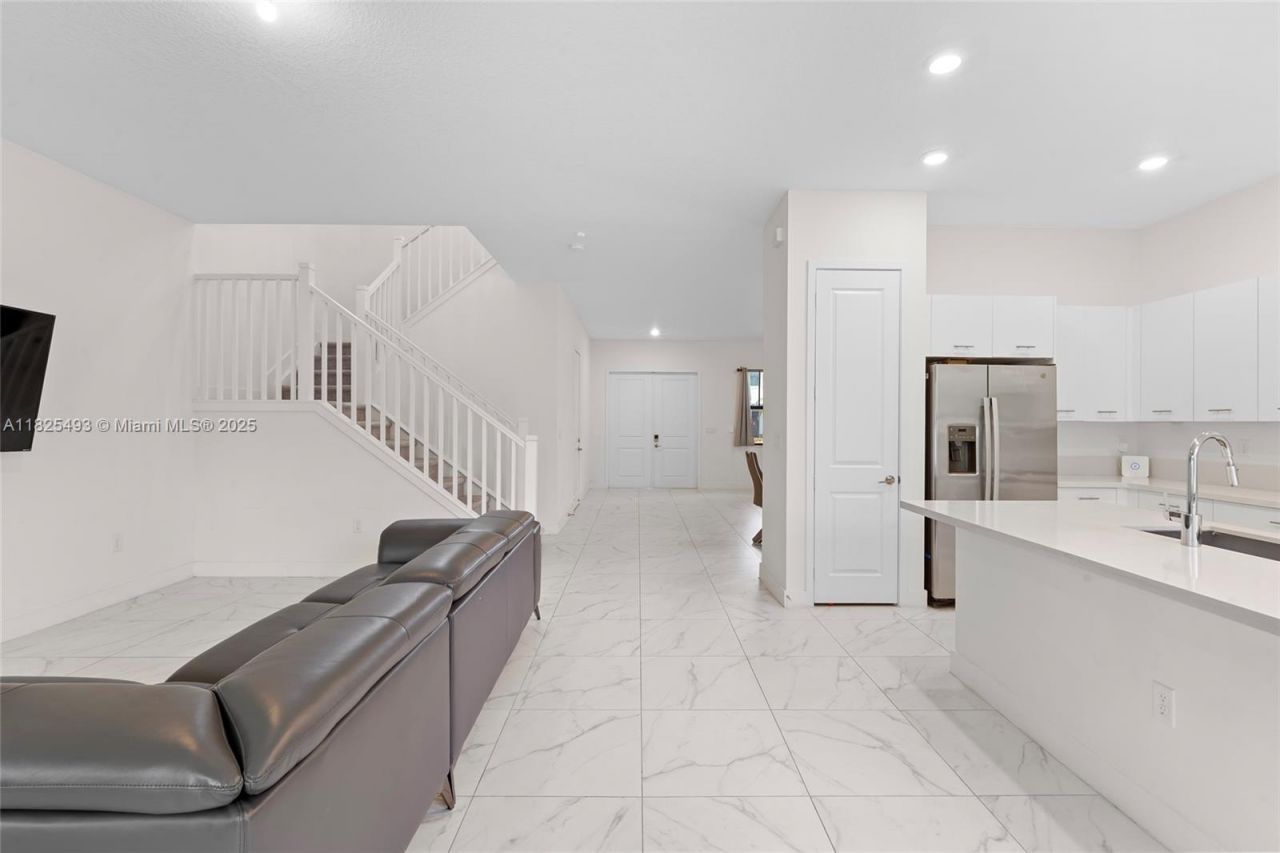 4349 SW 173rd Ave, Miramar, FL 33029 Photo