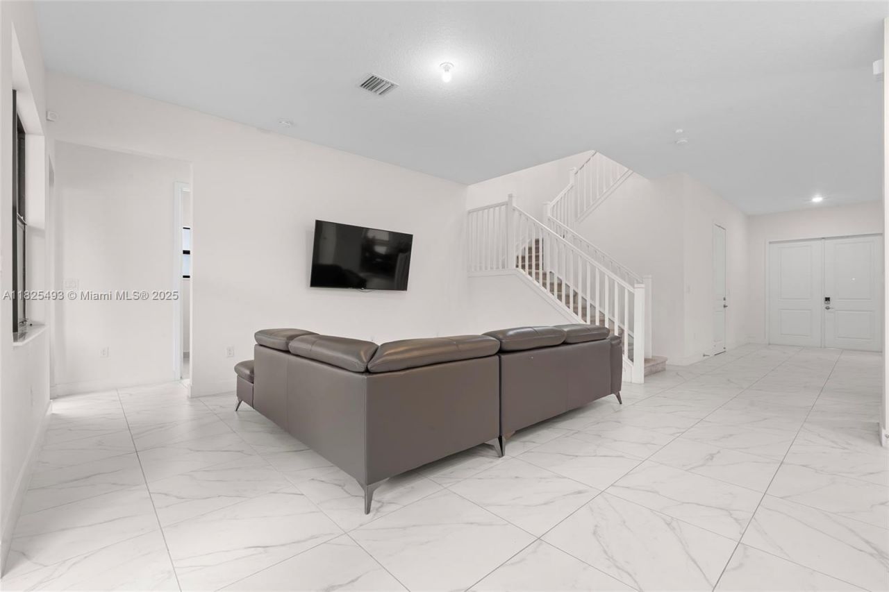 4349 SW 173rd Ave, Miramar, FL 33029 Photo