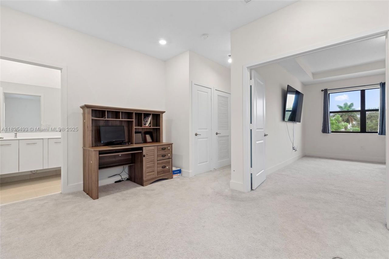 4349 SW 173rd Ave, Miramar, FL 33029 Photo