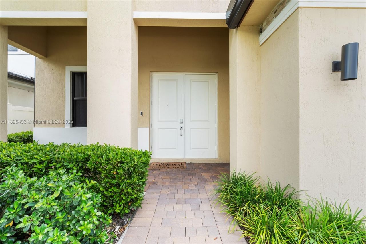 4349 SW 173rd Ave, Miramar, FL 33029 Photo