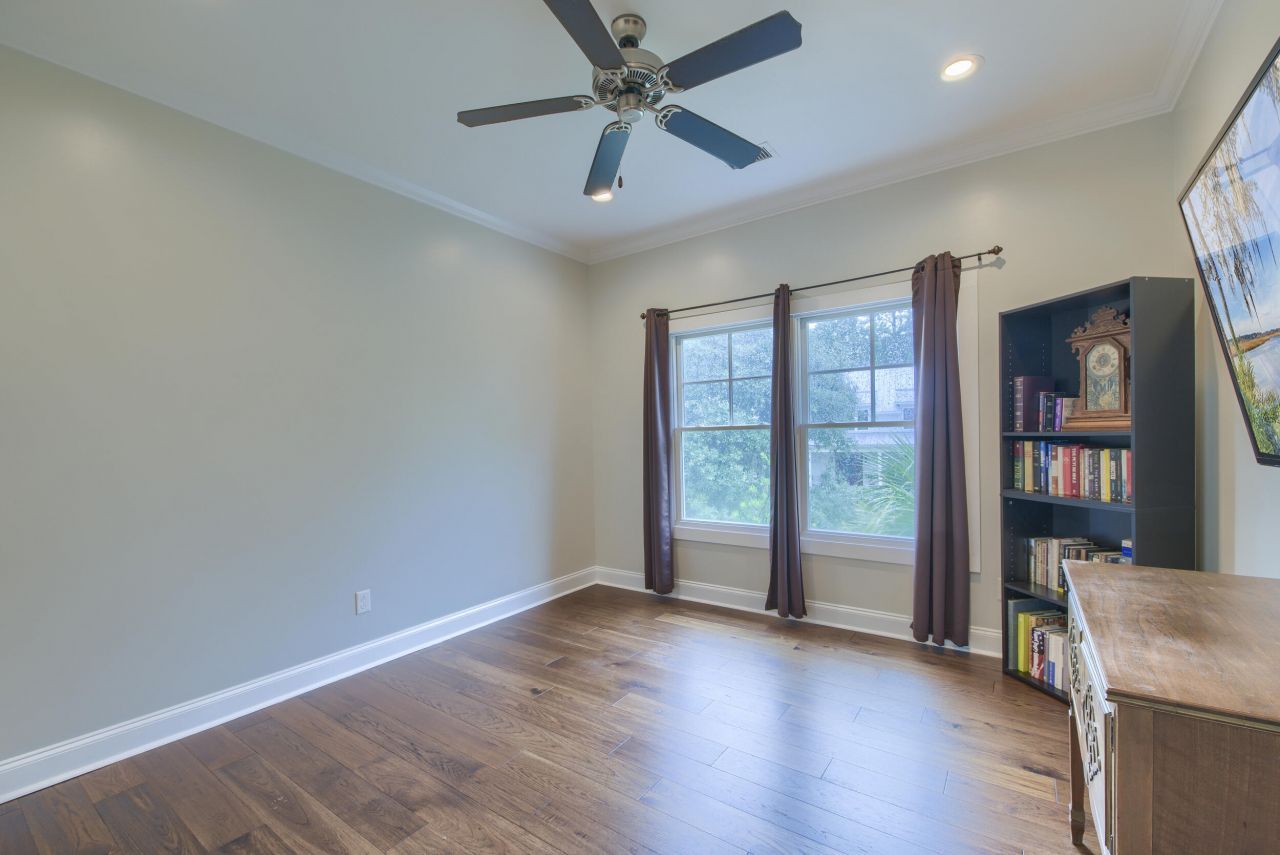 4385 Ten Shillings Way Photo 38