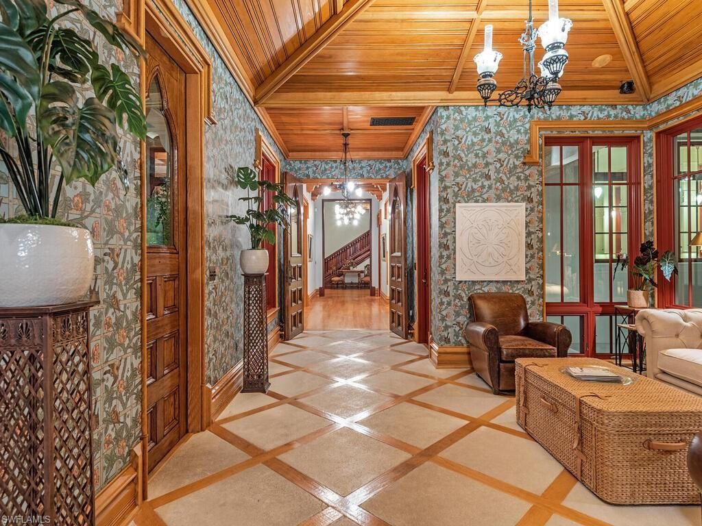 730 21st Ave S, Naples, FL 34102 Photo