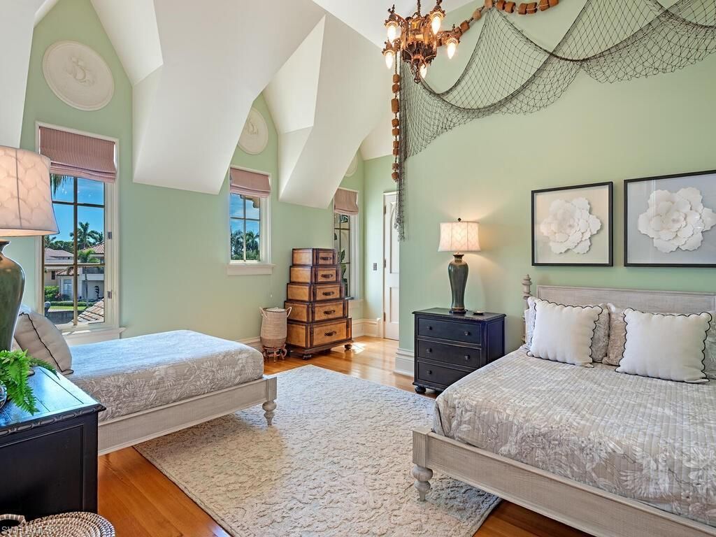 730 21st Ave S, Naples, FL 34102 Photo