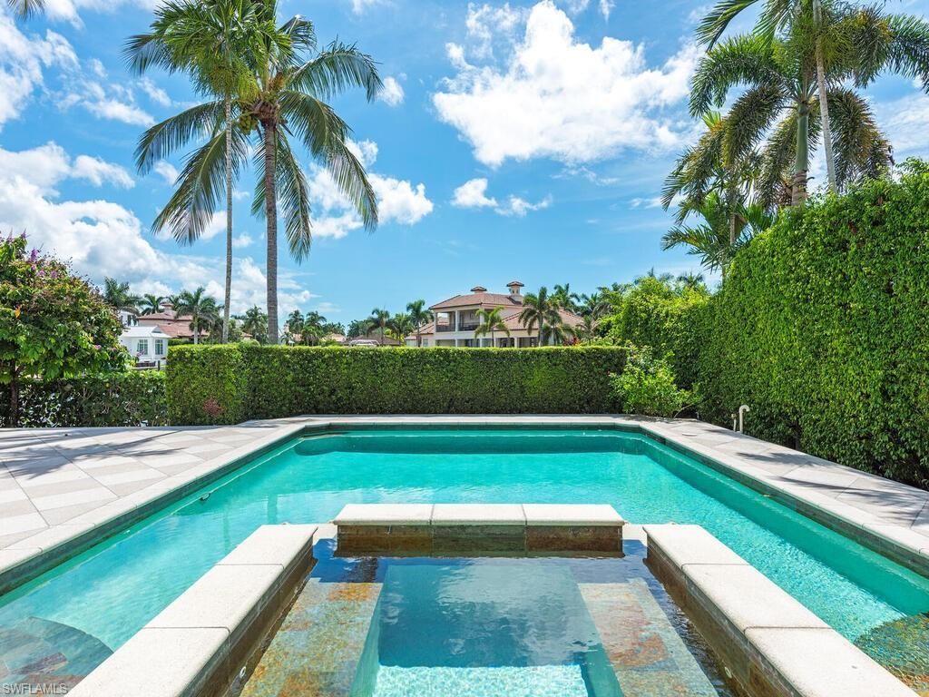 730 21st Ave S, Naples, FL 34102 Photo