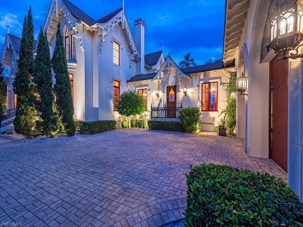 730 21st Ave S, Naples, FL 34102 Photo