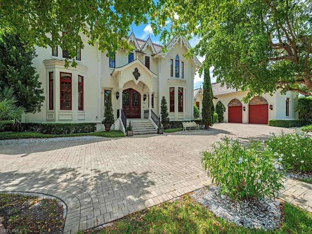 730 21st Ave S, Naples, FL 34102 Photo