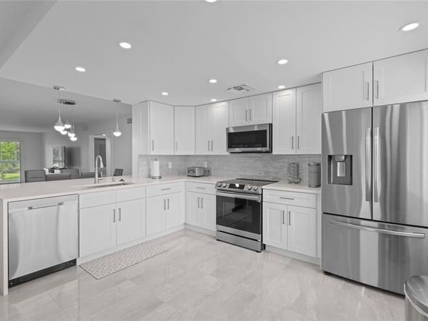 4301 Martinique Circle, Unit M2, Coconut Creek, FL 33066