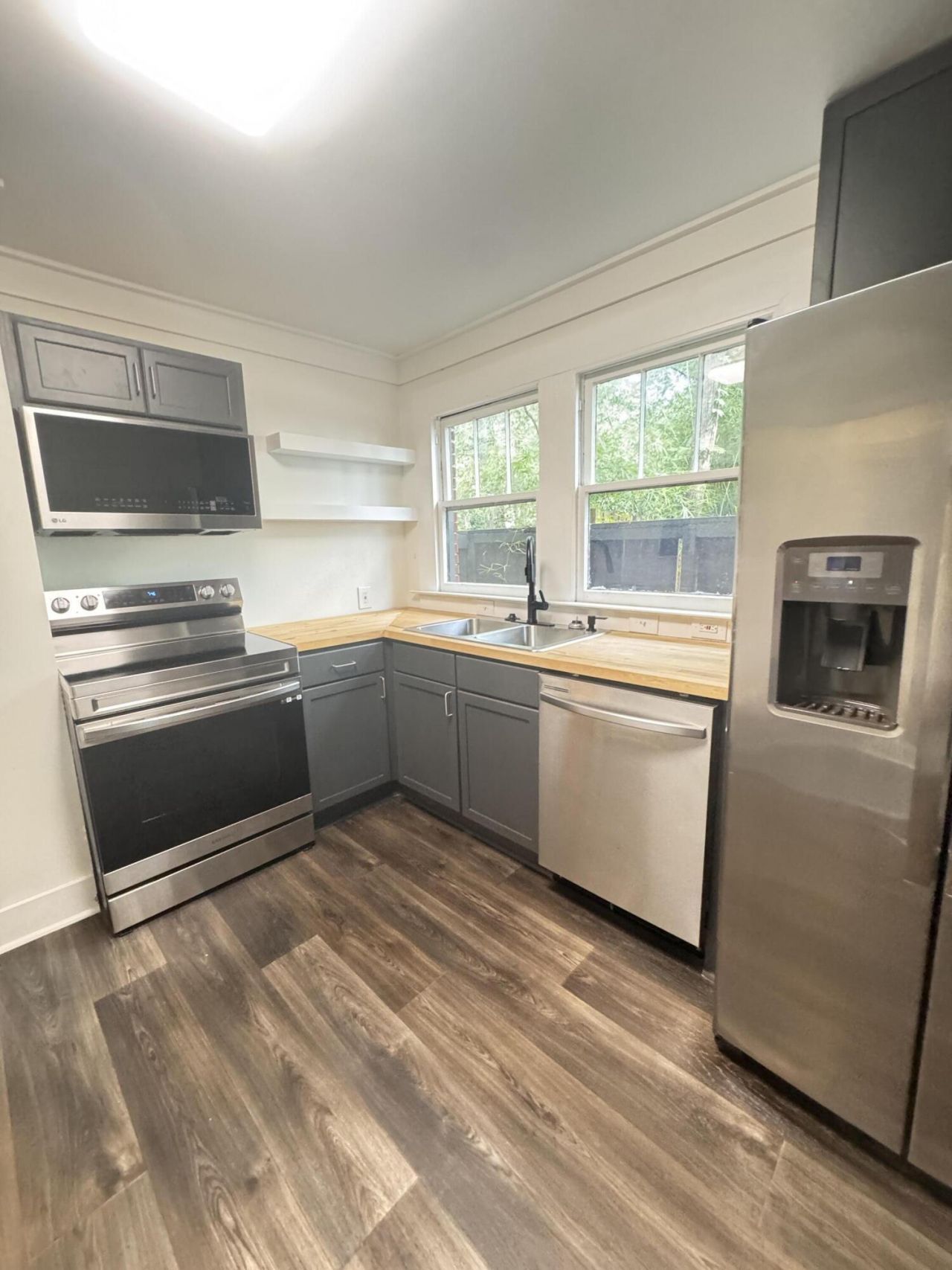 119 Padgett Loop Photo 23