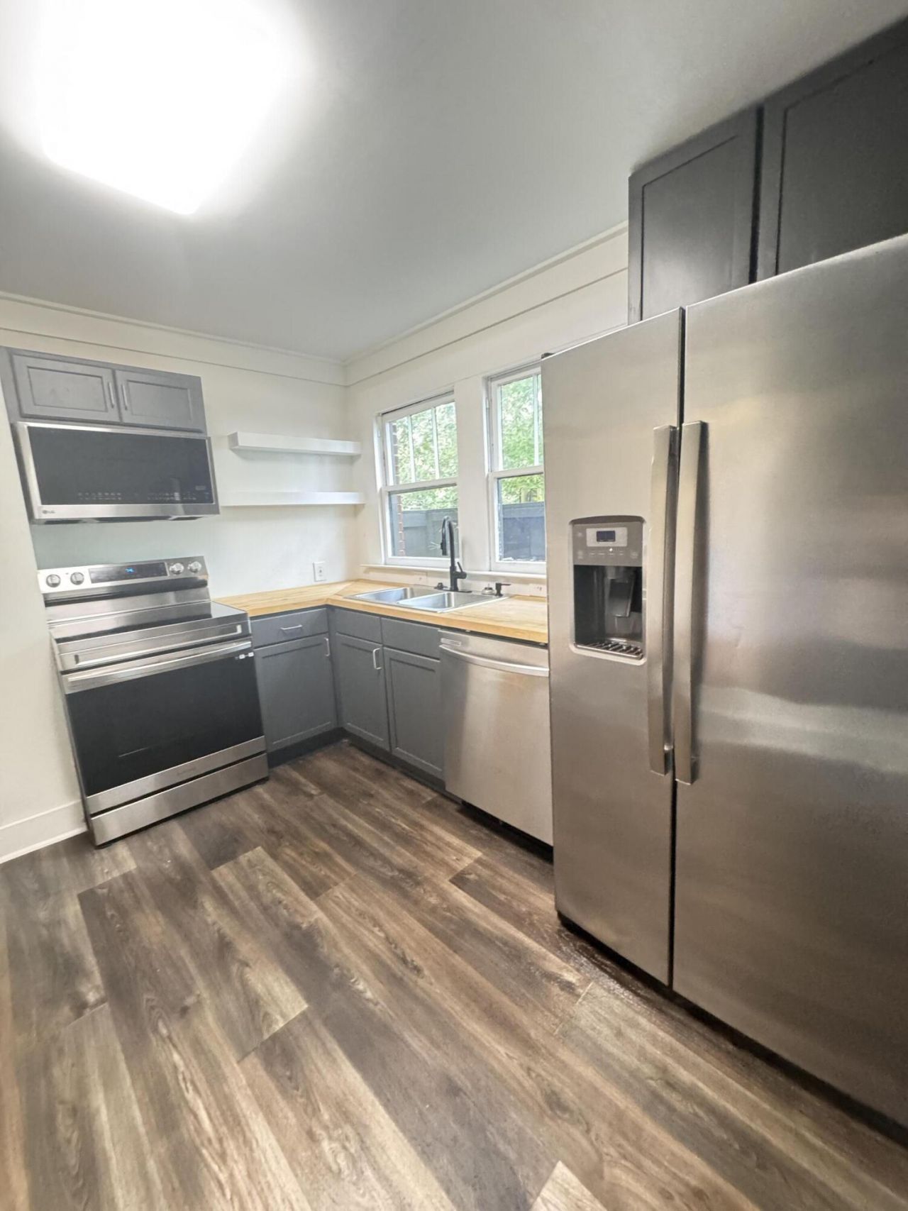 119 Padgett Loop Photo 24