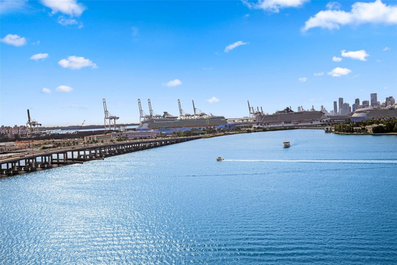 650 West Ave, Unit 1407, Miami Beach, FL 33139 Photo