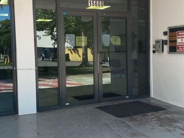 15600 NW 7th Ave, Unit 215, Miami, FL 33169