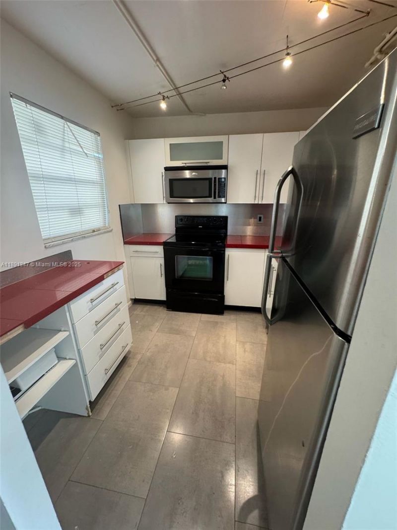 15600 NW 7th Ave, Unit 215, Miami, FL 33169 Photo