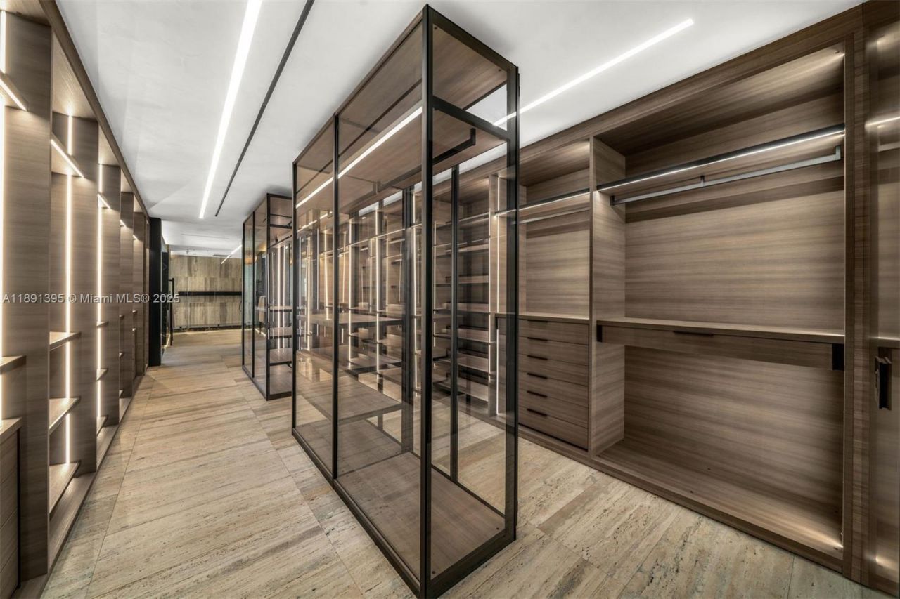 2401 Spanish River Rd, Boca Raton, FL 33432 Photo