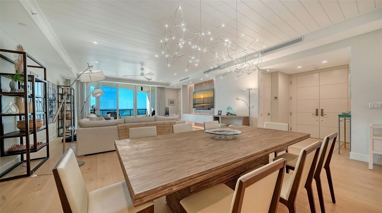 435 L Ambiance Drive, Unit J703, Longboat Key, FL 34228 Photo