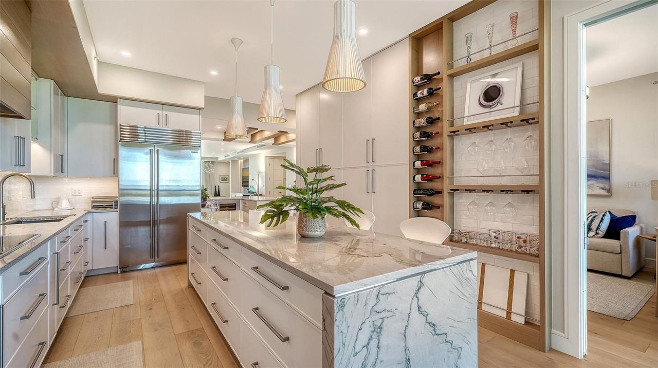 435 L Ambiance Drive, Unit J703, Longboat Key, FL 34228 Photo