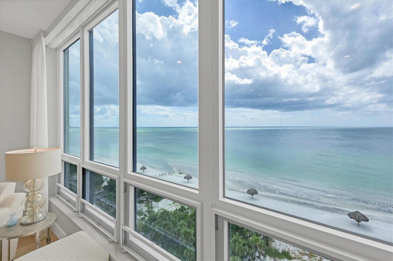 435 L Ambiance Drive, Unit J703, Longboat Key, FL 34228 Photo