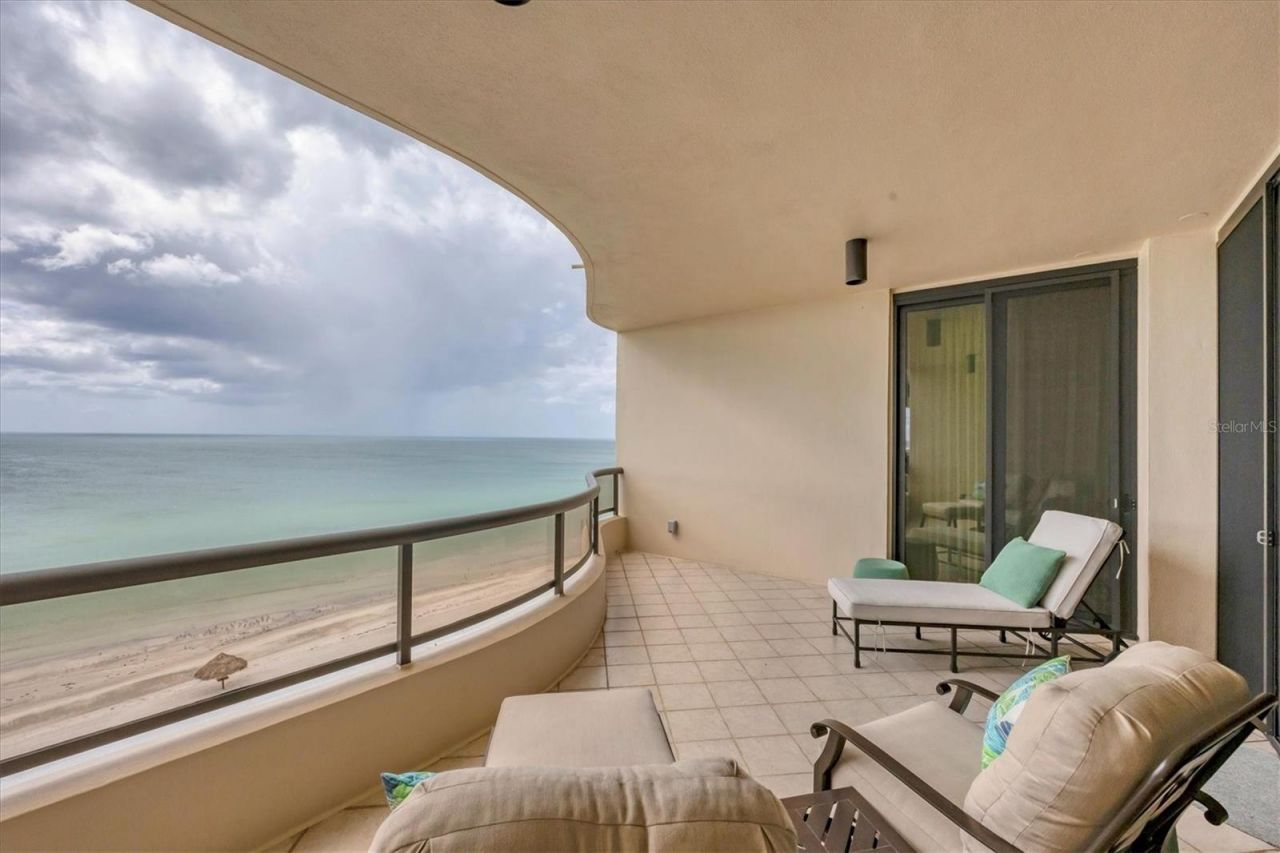 435 L Ambiance Drive, Unit J703, Longboat Key, FL 34228 Photo