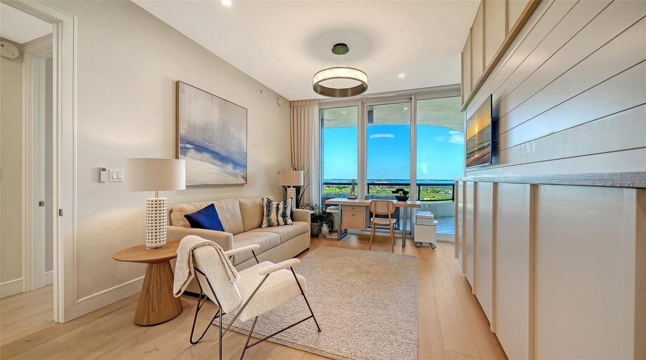 435 L Ambiance Drive, Unit J703, Longboat Key, FL 34228 Photo