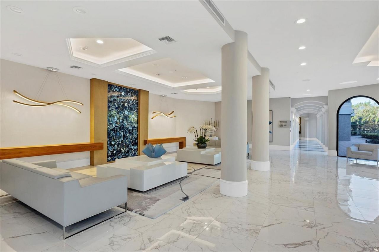 435 L Ambiance Drive, Unit J703, Longboat Key, FL 34228 Photo