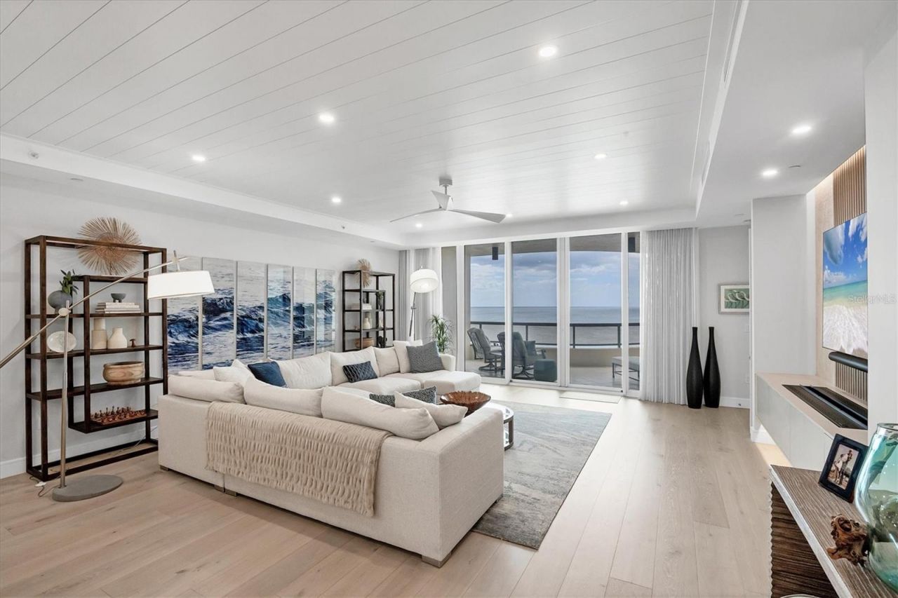 435 L Ambiance Drive, Unit J703, Longboat Key, FL 34228 Photo