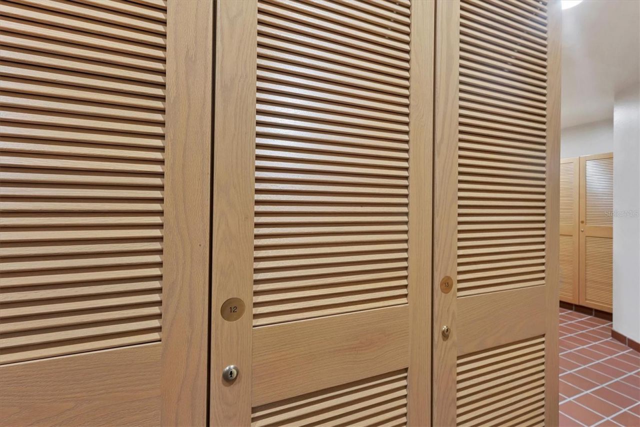 435 L Ambiance Drive, Unit J703, Longboat Key, FL 34228 Photo