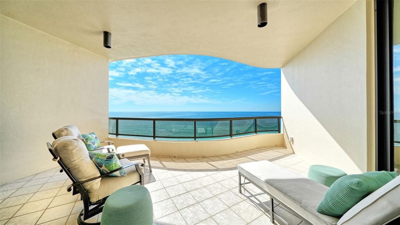 435 L Ambiance Drive, Unit J703, Longboat Key, FL 34228 Photo