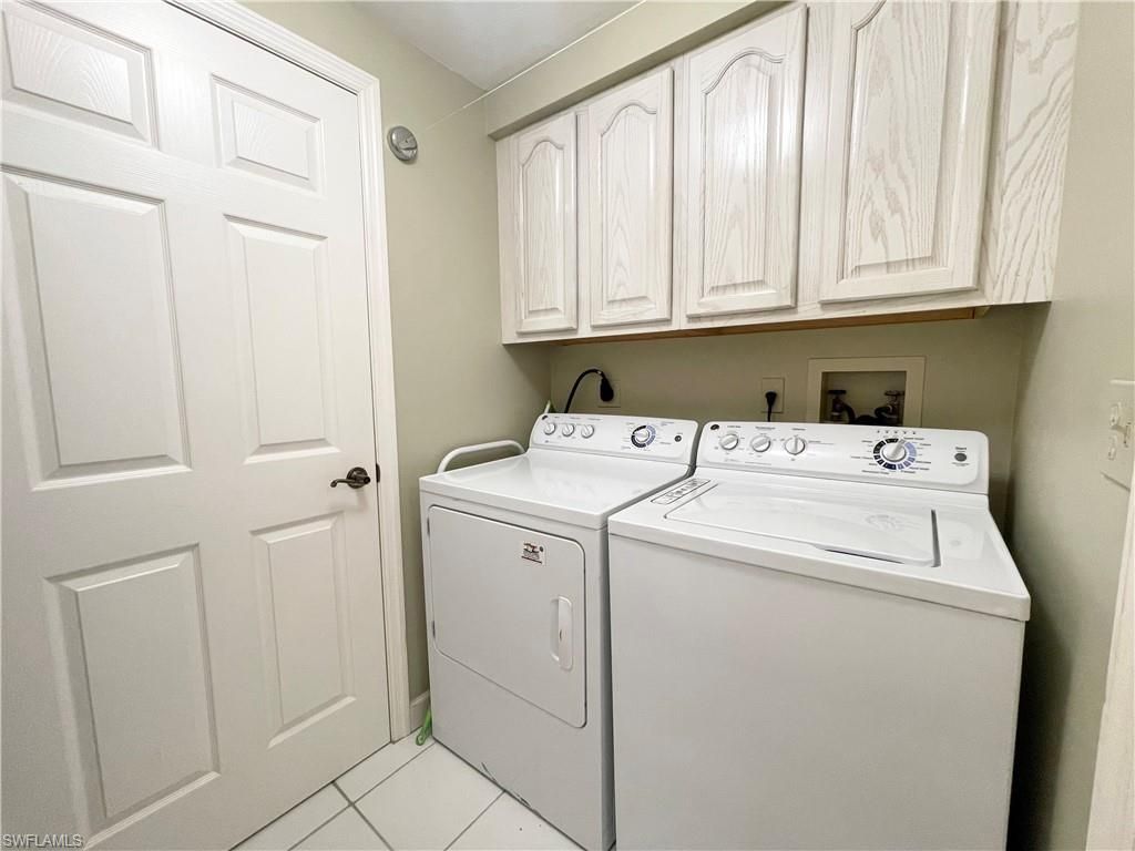 13105 Vanderbilt Dr, Unit 802, Naples, FL 34110 Photo