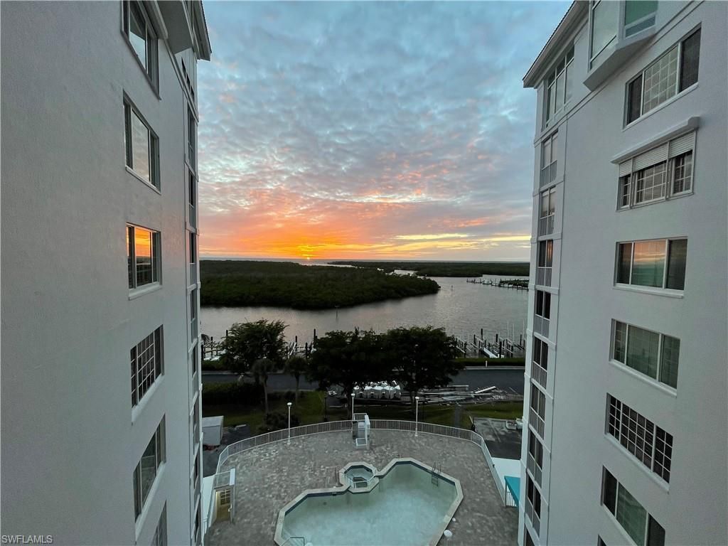 13105 Vanderbilt Dr, Unit 802, Naples, FL 34110 Photo