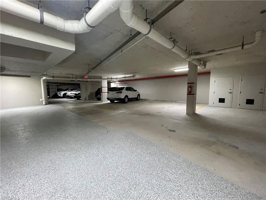 13105 Vanderbilt Dr, Unit 802, Naples, FL 34110 Photo