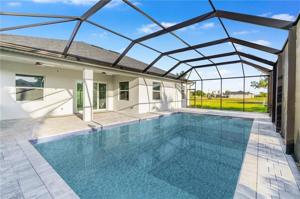 821 NW 37th Pl, Cape Coral, FL 33993 Photo
