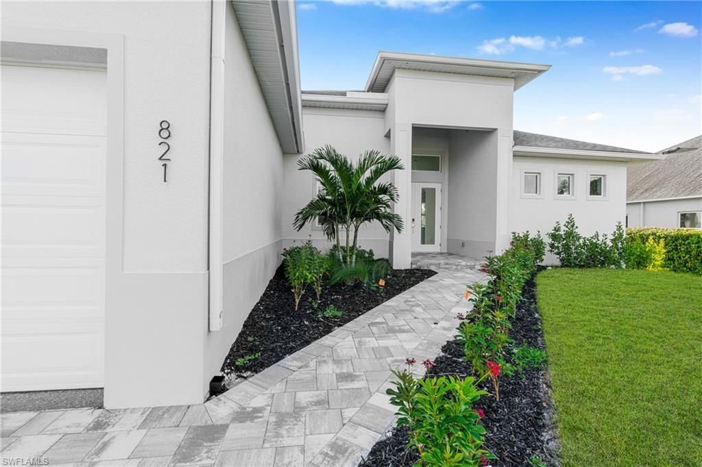 821 NW 37th Pl, Cape Coral, FL 33993 Photo