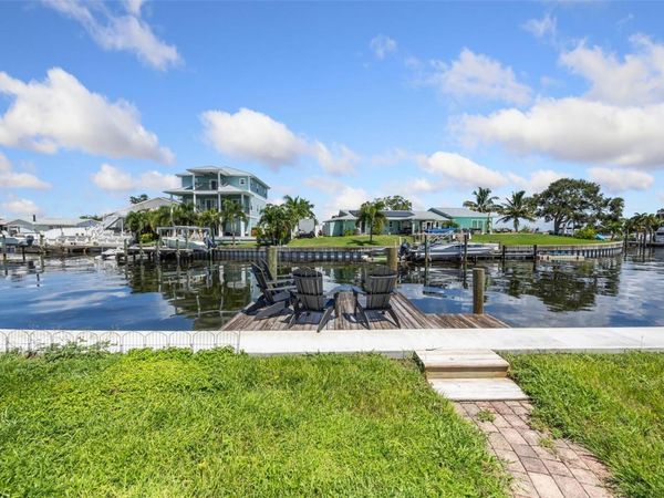 3596 BEACH DRIVE SE, ST PETERSBURG, FL 33705