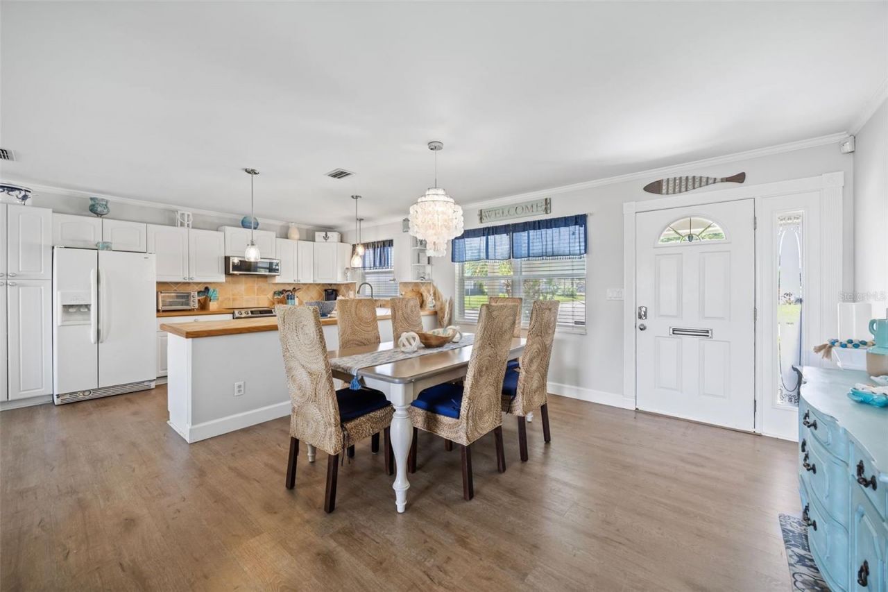3596 Beach Drive Se, Saint Petersburg, FL 33705 Photo