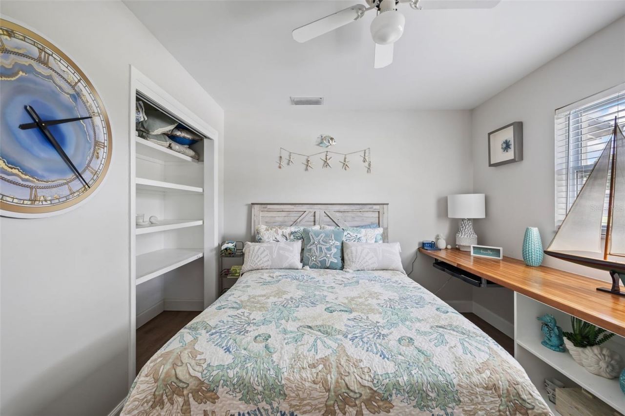 3596 Beach Drive Se, Saint Petersburg, FL 33705 Photo